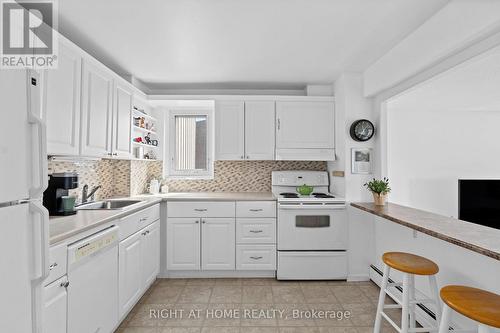 906 - 1171 Ambleside Drive, Ottawa, ON - Indoor Photo Showing Kitchen