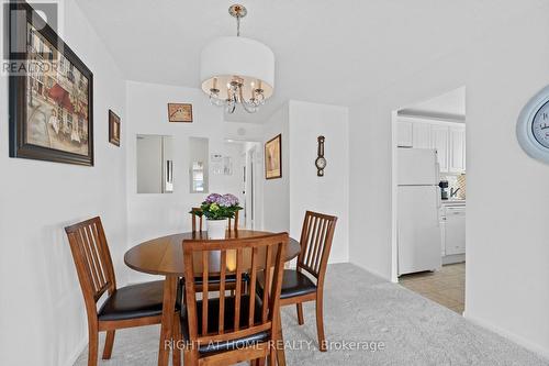 906 - 1171 Ambleside Drive, Ottawa, ON - Indoor Photo Showing Dining Room
