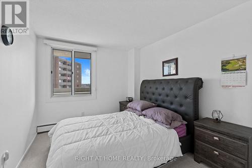 906 - 1171 Ambleside Drive, Ottawa, ON - Indoor Photo Showing Bedroom