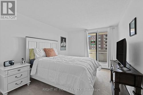 906 - 1171 Ambleside Drive, Ottawa, ON - Indoor Photo Showing Bedroom