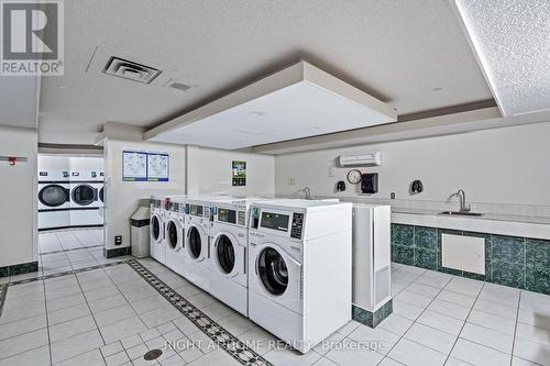 906 - 1171 Ambleside Drive, Ottawa, ON - Indoor Photo Showing Laundry Room