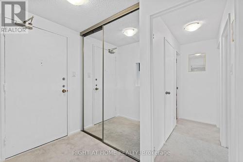906 - 1171 Ambleside Drive, Ottawa, ON - Indoor Photo Showing Other Room