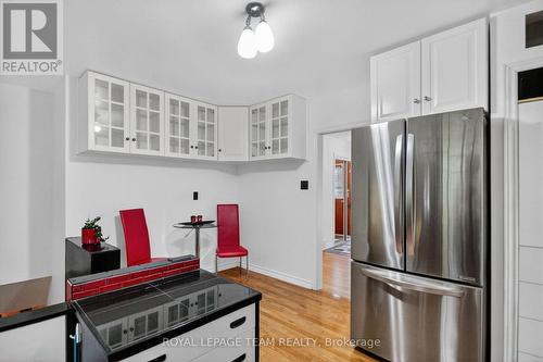 46 Quinpool Crescent, Ottawa, ON - Indoor Photo Showing Kitchen