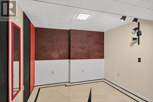 46 Quinpool Crescent, Ottawa, ON - Indoor Photo Showing Other Room