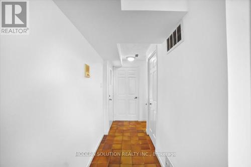 1464 Credit Woodlands Court, Mississauga, ON - Indoor Photo Showing Other Room