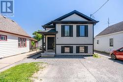 11 EDITH STREET  St. Catharines, ON L2S 2P6
