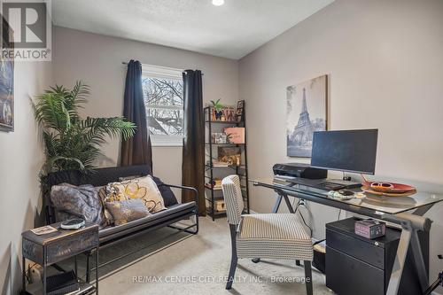 58 - 1199 Hamilton Road, London East (East P), ON - Indoor Photo Showing Office