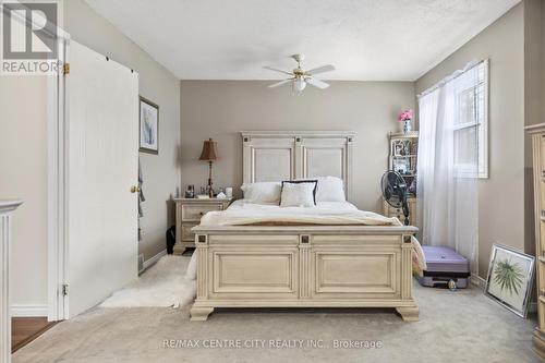 58 - 1199 Hamilton Road, London East (East P), ON - Indoor Photo Showing Bedroom