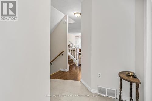 58 - 1199 Hamilton Road, London East (East P), ON - Indoor Photo Showing Other Room