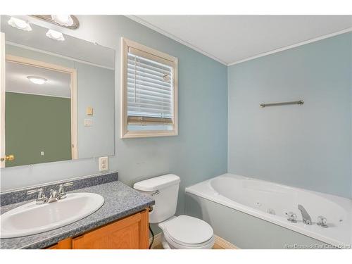 164 Glenmar Dr, Fredericton, NB 