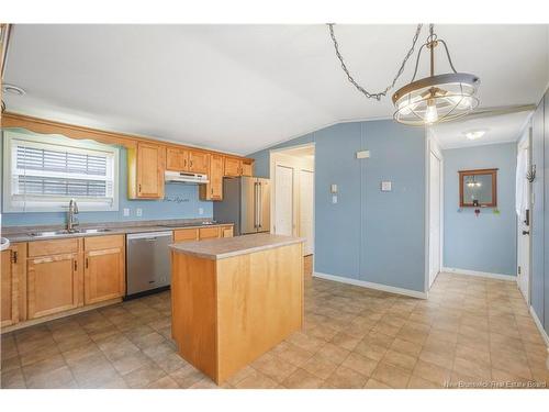 164 Glenmar Dr, Fredericton, NB 