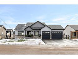 44 Samson ST  Moncton, NB E1G 0Z4