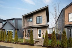 372 Tradewinds Ave  Colwood, BC V9C 0S4