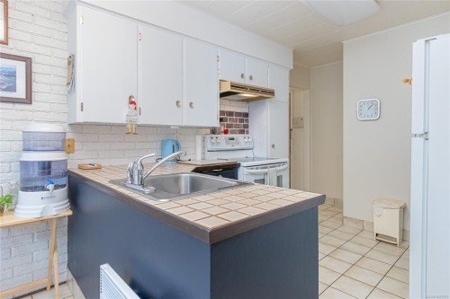 9992 Daniel St, Chemainus, BC 