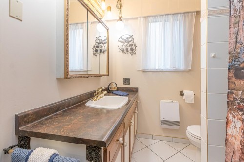 9992 Daniel St, Chemainus, BC 