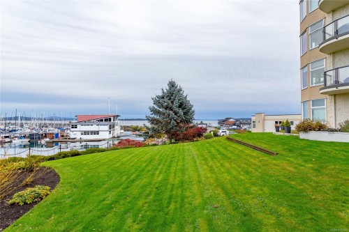 1A-9851 Second St, Sidney, BC - Outdoor With View