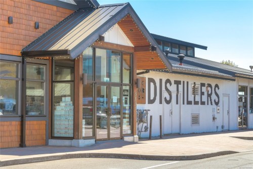 1A-9851 Second St, Sidney, BC - Outdoor