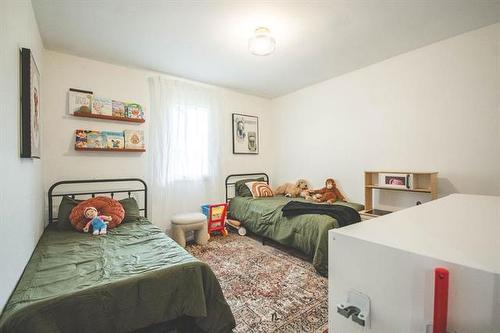 78 Leighton Ave, Oak Point, MB 