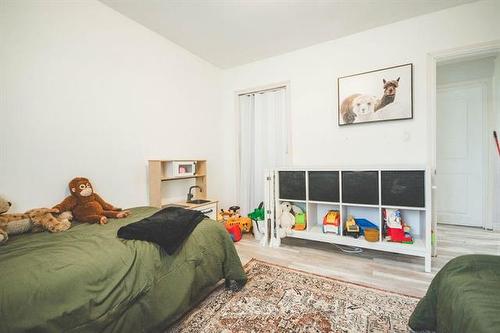 78 Leighton Ave, Oak Point, MB 