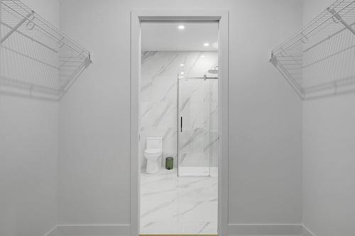 Penderie (Walk-in) - Rue Blondin, Sainte-Adèle, QC - Indoor With Storage