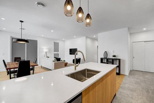 Cuisine - Rue Blondin, Sainte-Adèle, QC - Indoor Photo Showing Kitchen