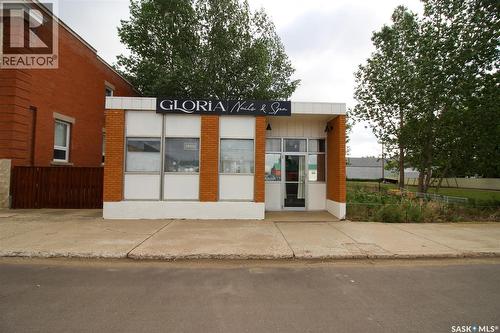 254 Centre Street, Shaunavon, SK 