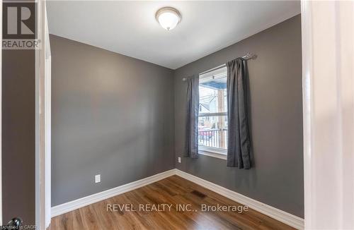 140 Royal Avenue, Hamilton, ON - Indoor Photo Showing Other Room