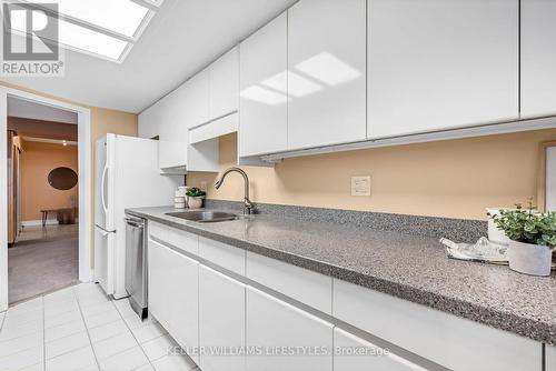 1101 - 7 Picton Street, London East (East F), ON - Indoor Photo Showing Kitchen With Double Sink