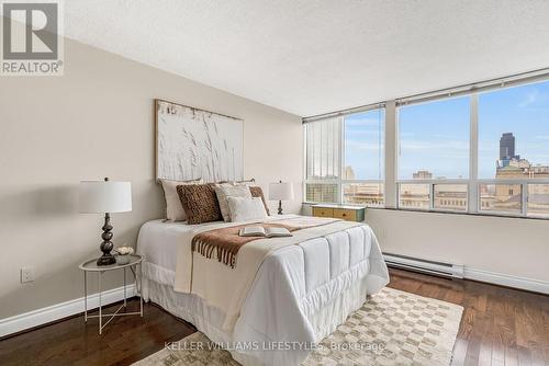 1101 - 7 Picton Street, London East (East F), ON - Indoor Photo Showing Bedroom
