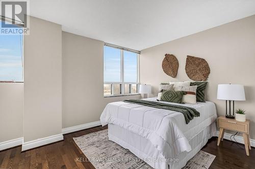 1101 - 7 Picton Street, London East (East F), ON - Indoor Photo Showing Bedroom