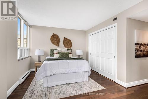 1101 - 7 Picton Street, London East (East F), ON - Indoor Photo Showing Bedroom