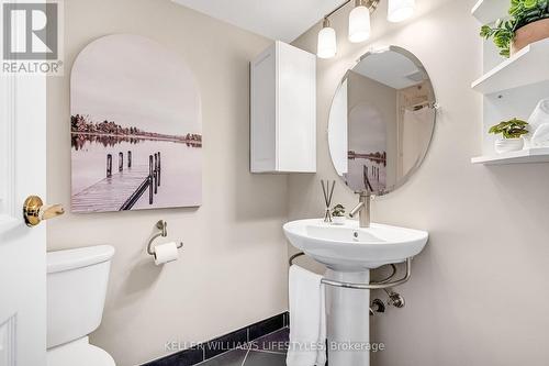 1101 - 7 Picton Street, London East (East F), ON - Indoor Photo Showing Bathroom