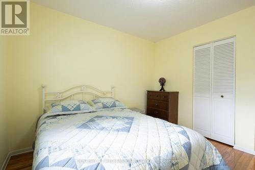 106 - 535 Gainsborough Road, London North (North F), ON - Indoor Photo Showing Bedroom