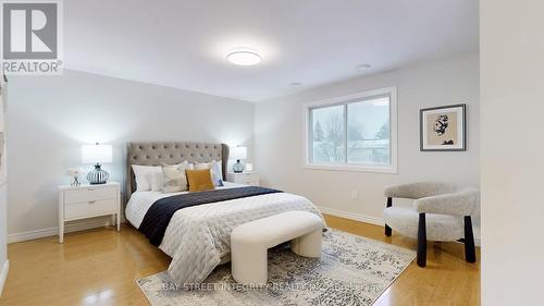 493 Sandford Street, Newmarket, ON - Indoor Photo Showing Bedroom