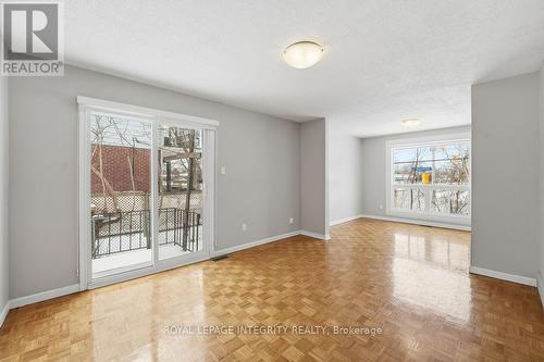 2035 St. Laurent Boulevard, Ottawa, ON 