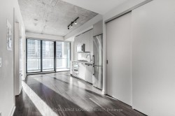 1006-55 Ontario Street  Toronto, ON M5A 0T8