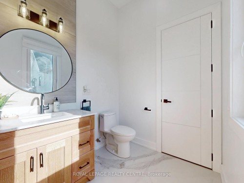 521 Old York Road, Burlington, ON - Indoor Photo Showing Bathroom