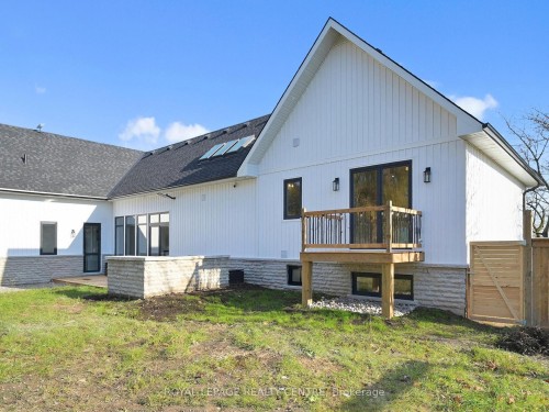 521 Old York Road, Burlington, ON - Outdoor With Deck Patio Veranda With Exterior