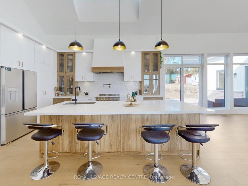 521 Old York Road, Burlington, ON - Indoor Photo Showing Kitchen With Upgraded Kitchen