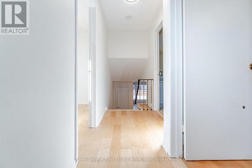 3301 Tallmast Crescent, Mississauga, ON - Indoor Photo Showing Other Room