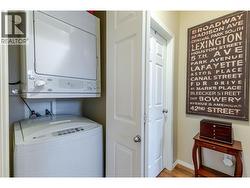 stacked washer and dryer - 