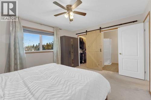 16 Parson Drive, Sylvan Lake, AB 