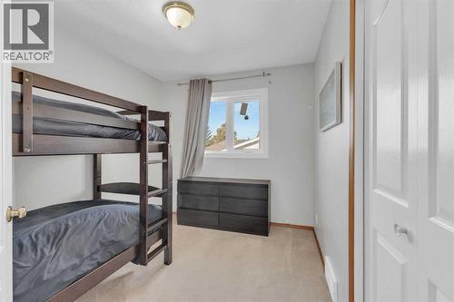 16 Parson Drive, Sylvan Lake, AB 