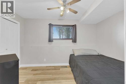 16 Parson Drive, Sylvan Lake, AB 