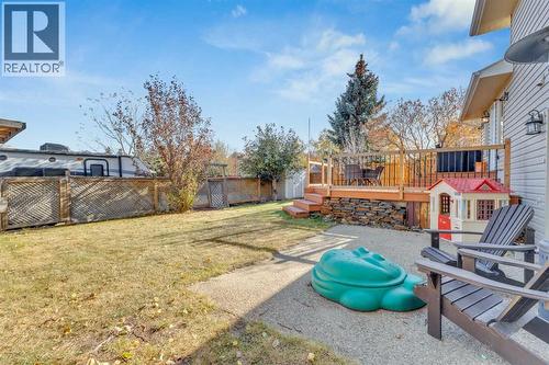 16 Parson Drive, Sylvan Lake, AB 