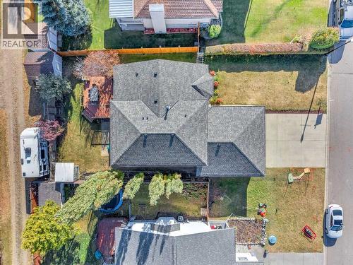 16 Parson Drive, Sylvan Lake, AB 