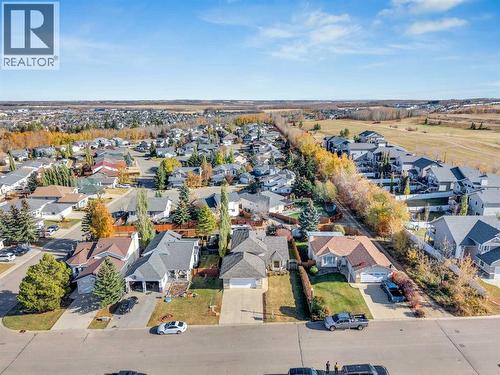 16 Parson Drive, Sylvan Lake, AB 