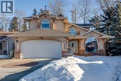 4918 53 Avenue Close  Innisfail, AB T4G 1W1