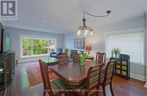 2818 Folkway Drive, Mississauga, ON - Indoor Photo Showing Dining Room