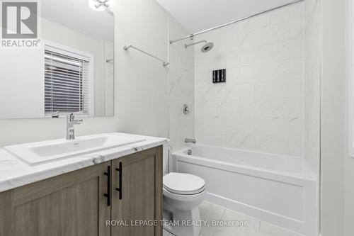 335 Catsfoot Walk, Ottawa, ON - Indoor Photo Showing Bathroom